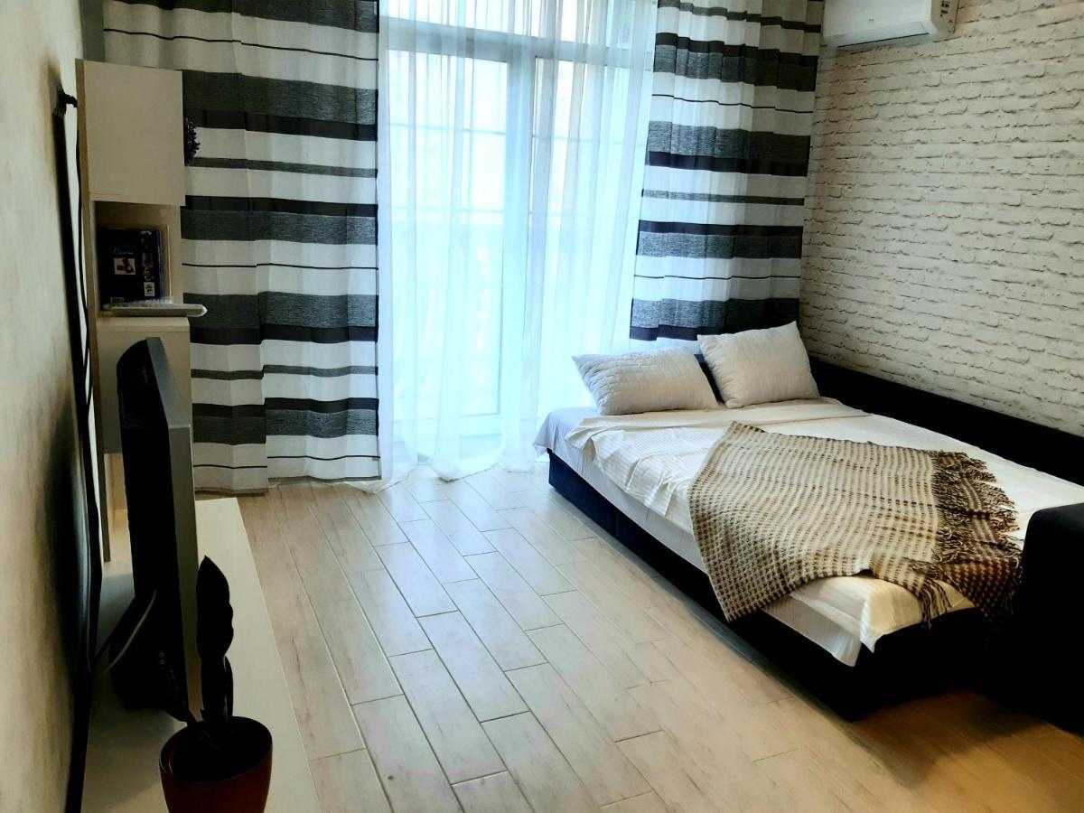 New England Deluxe Apartment Kiev Esterno foto