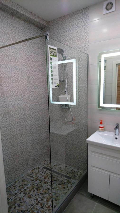 New England Deluxe Apartment Kiev Esterno foto